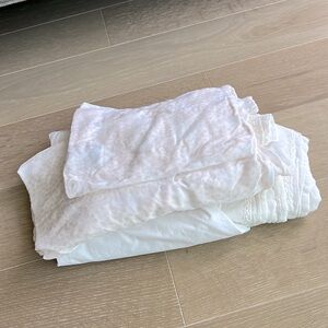 Restoration Hardware Crib sheet and skirt baby kids